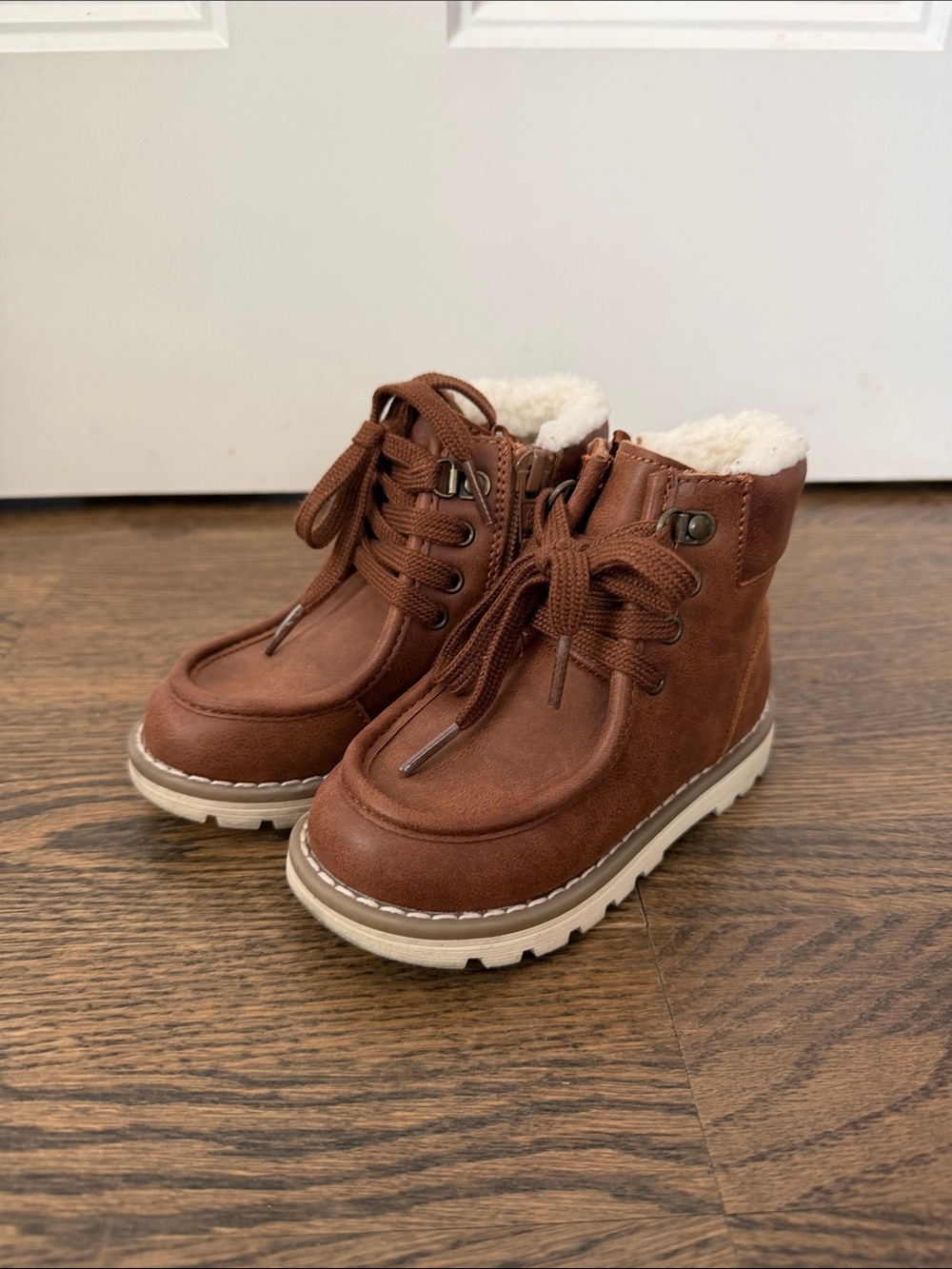 Old Navy Toddler size 7 Brown Faux-Fur Lined Winter Boots